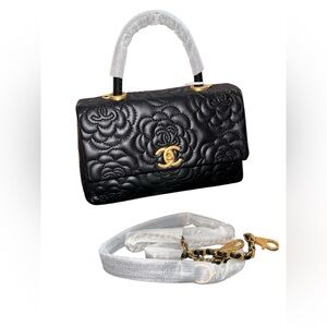 🔥 SALE $160 Fashion Lux Black Quilted Handbag